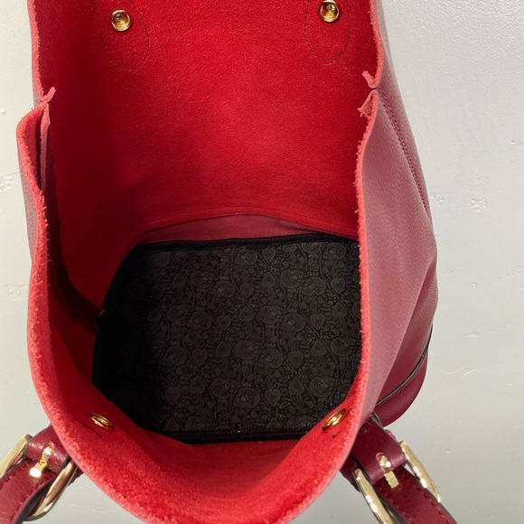 Burgundy Leather Bucket Bag with Adjustable Straps & Removable Lining EUC - Picture 4 of 11